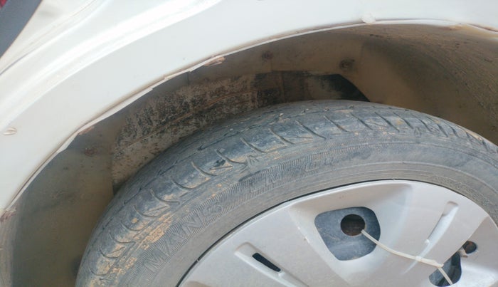 2012 Maruti Wagon R 1.0 VXI, Petrol, Manual, 1,06,017 km, tyre