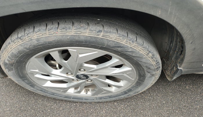 2021 Hyundai Creta SX EXECUTIVE 1.5 PETROL, Petrol, Manual, 32,450 km, tyre