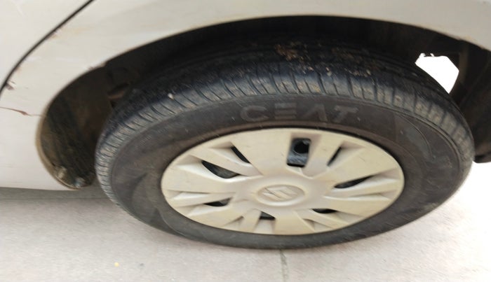 2012 Maruti Swift VDI, Diesel, Manual, 2,03,458 km, tyre