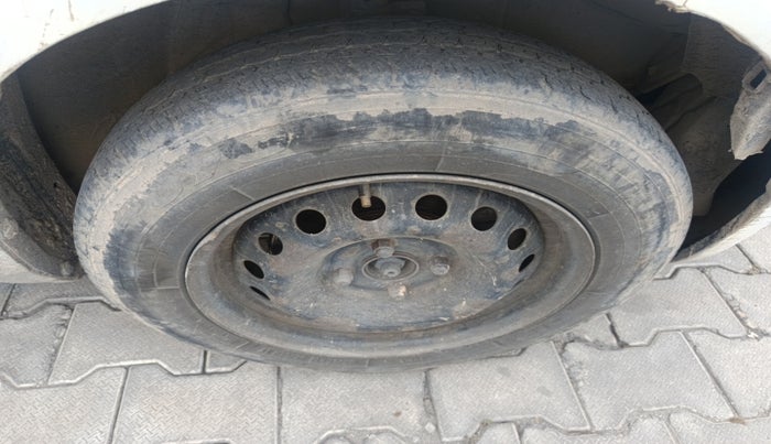 2013 Maruti Ritz LDI, Diesel, Manual, 1,70,290 km, tyre