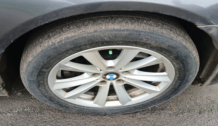 2012 BMW 5 Series 520D 2.0, Diesel, Automatic, 72,267 km, tyre