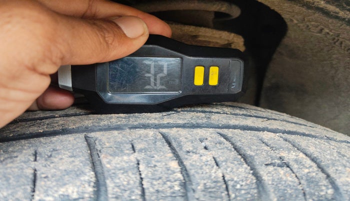 2019 Tata NEXON XM PETROL, Petrol, Manual, 57,195 km, tyre