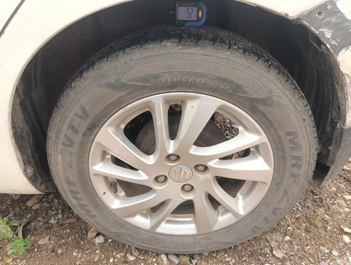 2012 Maruti Swift ZDI, Diesel, Manual, 1,14,393 km, tyre