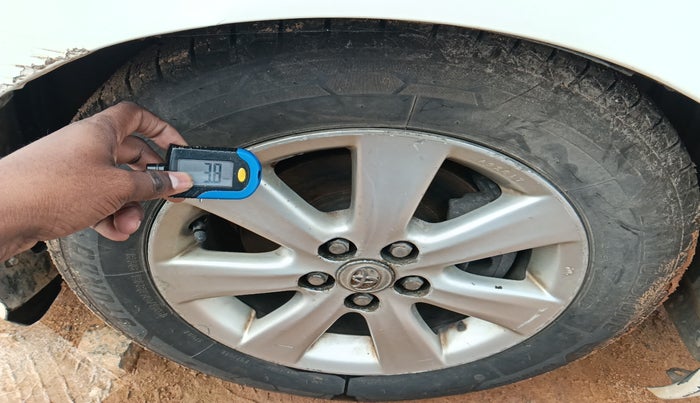 2012 Toyota Corolla Altis G DIESEL, Diesel, Manual, 1,94,661 km, tyre