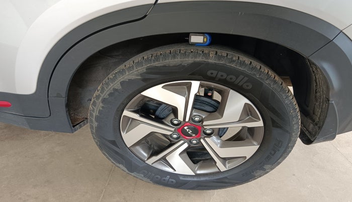 2022 KIA SONET GTX PLUS 1.5 AT, Diesel, Automatic, 52,303 km, tyre