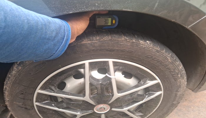 2020 Tata Tiago XE PETROL, Petrol, Manual, 43,508 km, tyre