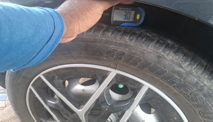 2020 Tata Tiago XE PETROL, Petrol, Manual, 43,508 km, tyre