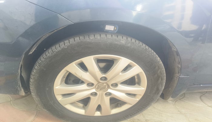 2017 Maruti Ertiga ZXI+, Petrol, Manual, 54,471 km, tyre