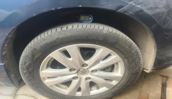 2017 Maruti Ertiga ZXI+, Petrol, Manual, 54,471 km, tyre