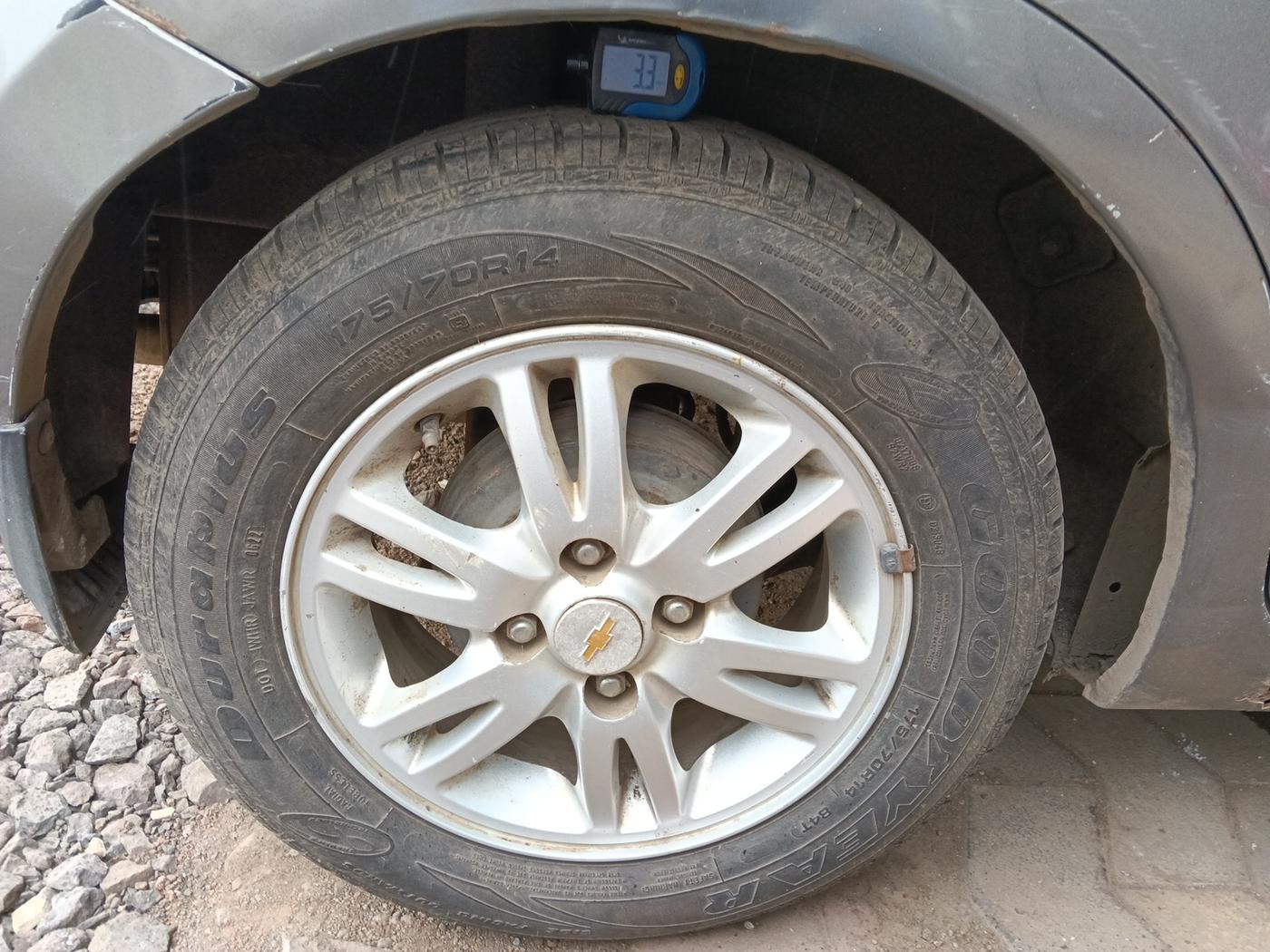 2014 Chevrolet Sail 1.3 LS ABS, Diesel, Manual, 1,75,000 km, tyre