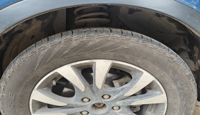 2019 Maruti S Cross DELTA 1.3, Diesel, Manual, 1,32,560 km, tyre