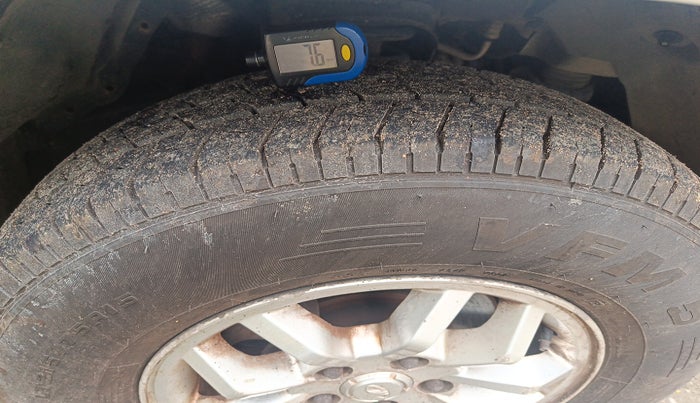 2016 Mahindra TUV300 T8, Diesel, Manual, 1,50,048 km, tyre