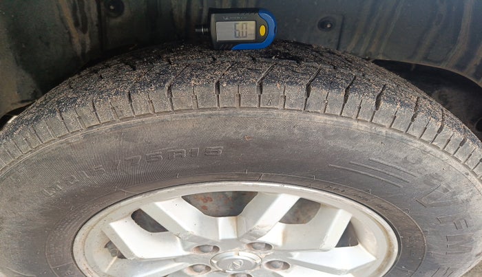 2016 Mahindra TUV300 T8, Diesel, Manual, 1,50,048 km, tyre