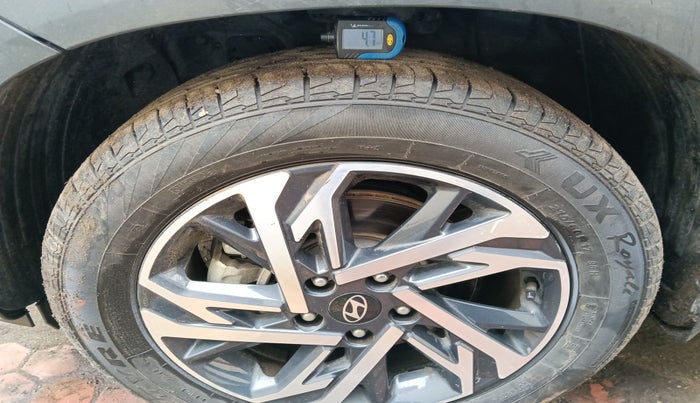 2024 Hyundai Creta SX TECH 1.5 PETROL iVT, Petrol, Automatic, 7,560 km, tyre