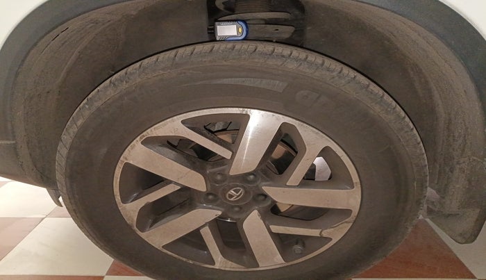 2022 Tata Harrier XZ PLUS 2.0L, Diesel, Manual, 31,046 km, tyre