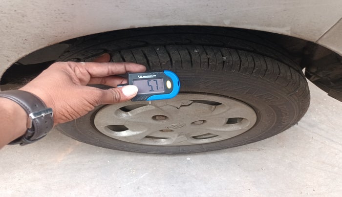 2015 Tata Nano TWIST XT, Petrol, Manual, 36,371 km, tyre