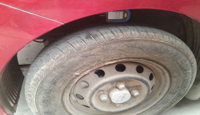 2013 Hyundai Eon ERA +, Petrol, Manual, 51,555 km, tyre