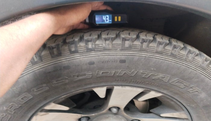 2018 Tata Hexa XTA 4X2 6 STR, Diesel, Automatic, 1,03,462 km, tyre