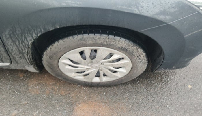 2023 Maruti Baleno DELTA PETROL 1.2, Petrol, Manual, 40,191 km, tyre
