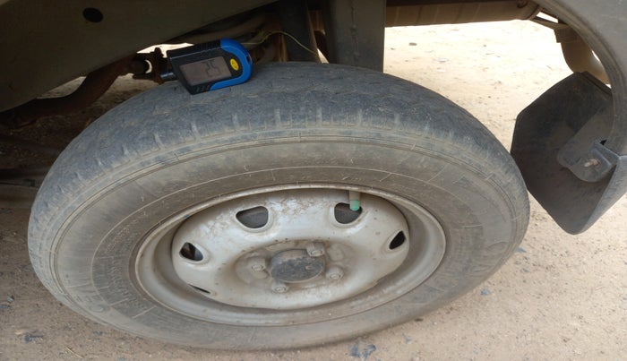 2019 Maruti Eeco 5 STR WITH A/C+HTR, Petrol, Manual, 62,535 km, tyre