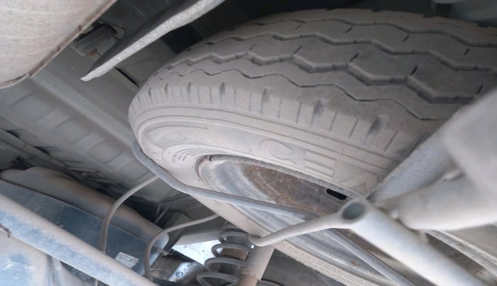 2019 Maruti Eeco 5 STR WITH A/C+HTR, Petrol, Manual, 62,535 km, tyre