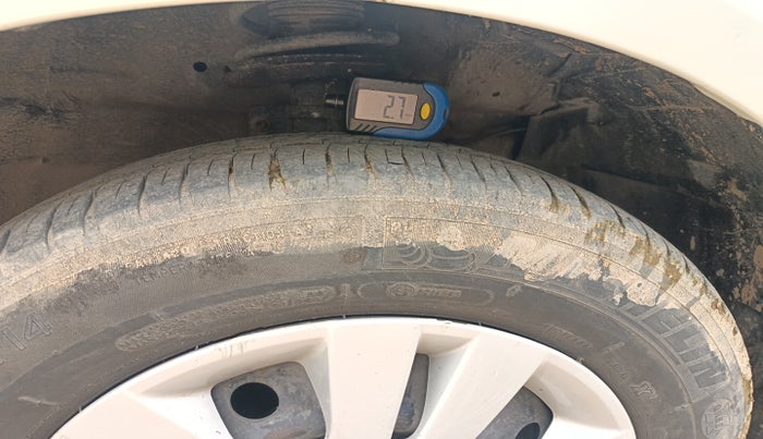 2015 Maruti Swift VDI, Diesel, Manual, 85,341 km, tyre