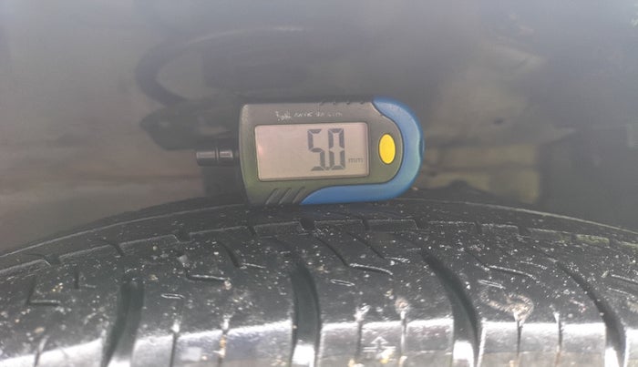 2016 Maruti Ertiga VDI ABS, Diesel, Manual, 1,04,345 km, tyre