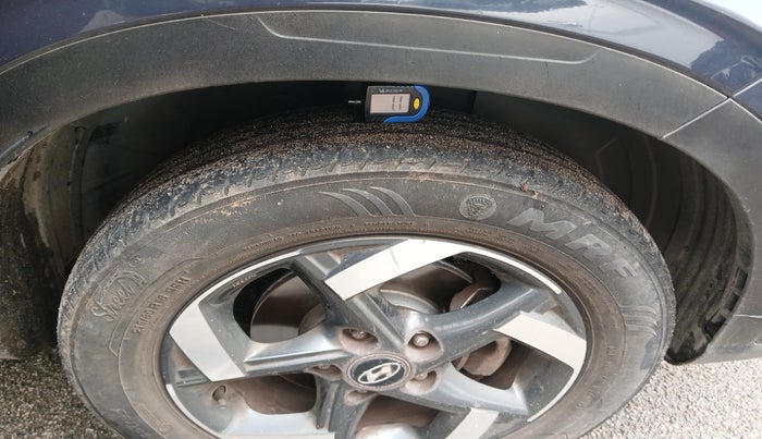 2019 Hyundai VENUE SX 1.0 TURBO, Petrol, Manual, 48,376 km, tyre