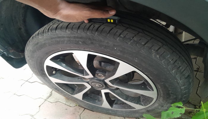 2022 Tata NEXON XM SUNROOF PETROL, Petrol, Manual, 53,969 km, tyre