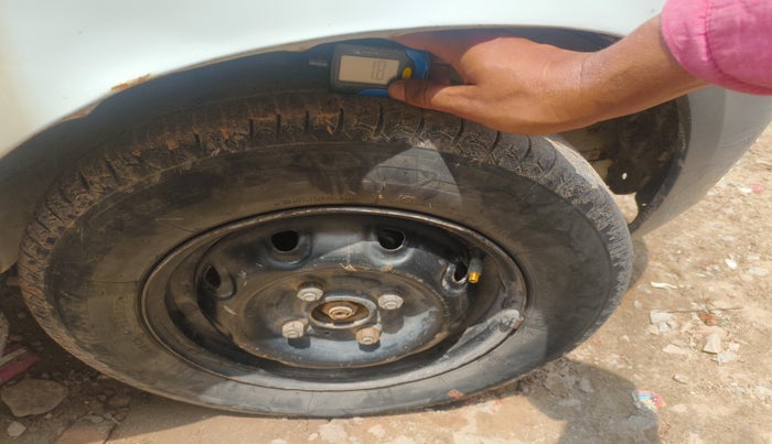 2011 Maruti Alto LXI, Petrol, Manual, 97,137 km, tyre