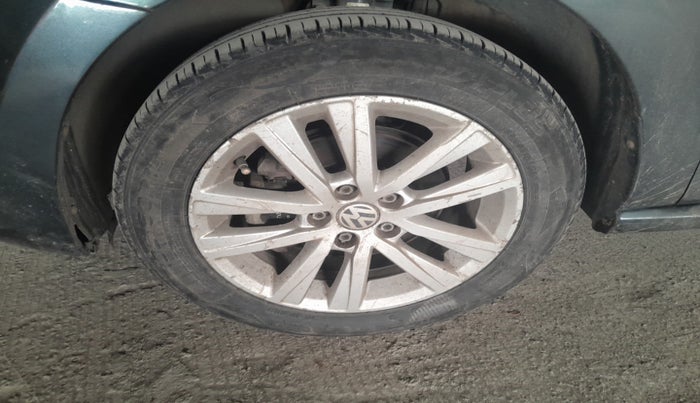 2014 Volkswagen Polo GT TSI AT, Petrol, Automatic, 47,563 km, tyre