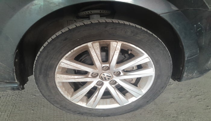 2014 Volkswagen Polo GT TSI AT, Petrol, Automatic, 47,563 km, tyre