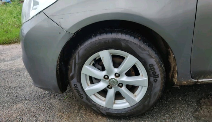 2012 Nissan Sunny XV DIESEL, Diesel, Manual, 1,97,052 km, tyre
