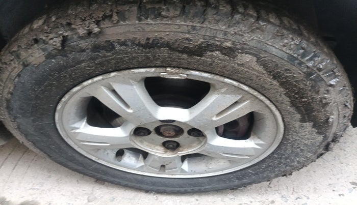 2011 Hyundai i20 SPORTZ 1.4 CRDI, Diesel, Manual, 1,14,059 km, tyre