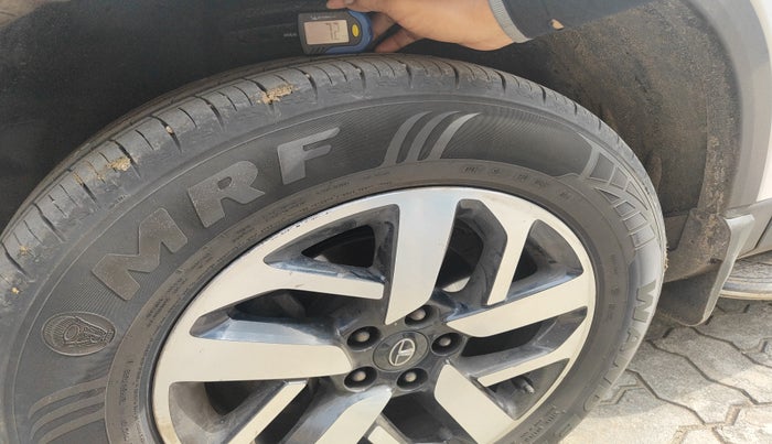2020 Tata Harrier XZA PLUS 2.0L DUAL TONE, Diesel, Automatic, 77,158 km, tyre