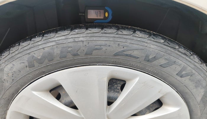2017 Maruti Ertiga VDI SHVS, Diesel, Manual, 74,915 km, tyre