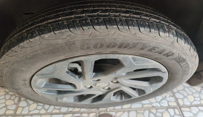 2024 Maruti FRONX ZETA 1.0L TURBO 6 AT, Petrol, Automatic, 4,593 km, tyre