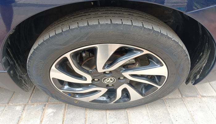 2020 Toyota Glanza G, Petrol, Manual, 33,581 km, tyre