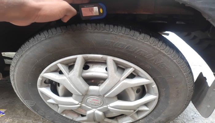 2012 Maruti Alto LXI, Petrol, Manual, 42,575 km, tyre