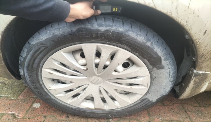 2012 Maruti Ertiga LXI, Petrol, Manual, 73,981 km, tyre