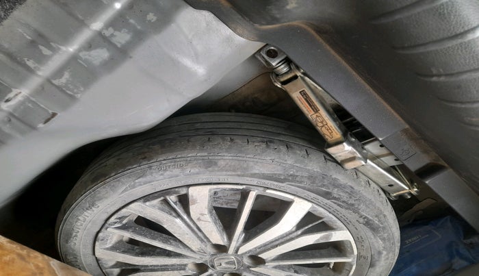2019 Honda City 1.5L I-DTEC VX, Diesel, Manual, 1,25,962 km, tyre
