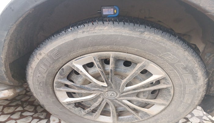 2020 Mahindra XUV500 W7, Diesel, Manual, 73,679 km, tyre