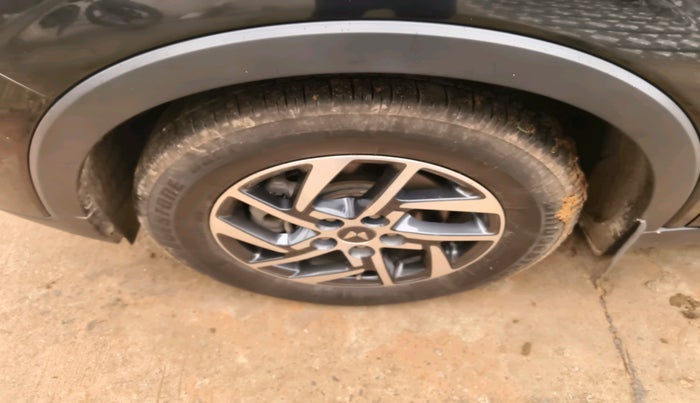 2023 Mahindra XUV300 W8 (O) 1.5 DIESEL, Diesel, Manual, 76,714 km, tyre