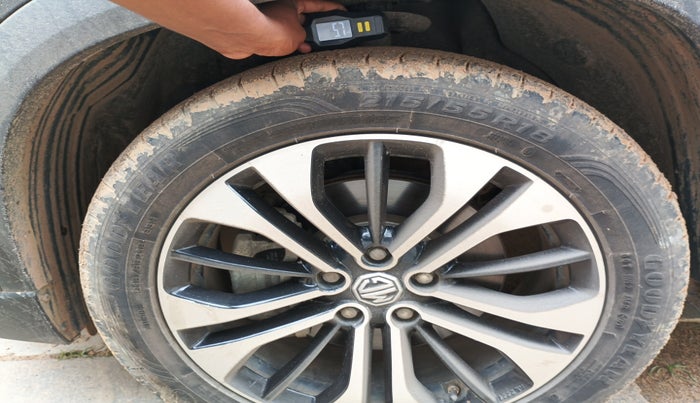 2022 MG HECTOR SHARP 1.5 PETROL CVT, Petrol, Automatic, 23,180 km, tyre