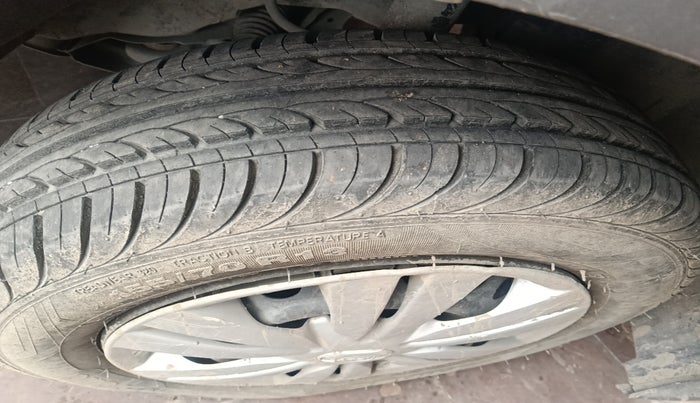 2015 Datsun Go Plus T, Petrol, Manual, 1,07,857 km, tyre
