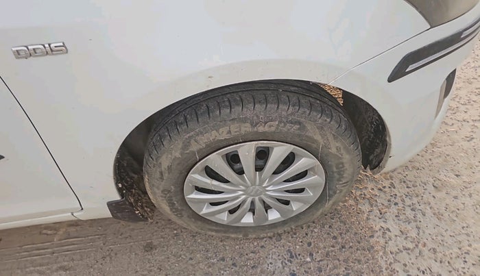 2017 Maruti Swift VDI, Diesel, Manual, 1,86,048 km, tyre