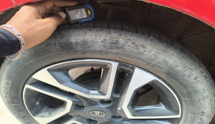2020 Tata Tiago XZ PLUS PETROL, Petrol, Manual, 28,074 km, tyre