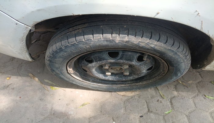 2012 Maruti Alto K10 LXI, Petrol, Manual, 1,68,528 km, tyre
