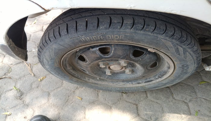 2012 Maruti Alto K10 LXI, Petrol, Manual, 1,68,528 km, tyre