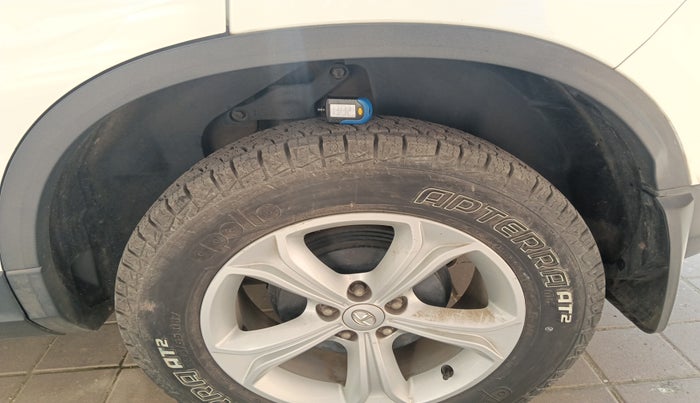 2019 Tata Harrier XZ 2.0L, Diesel, Manual, 64,791 km, tyre